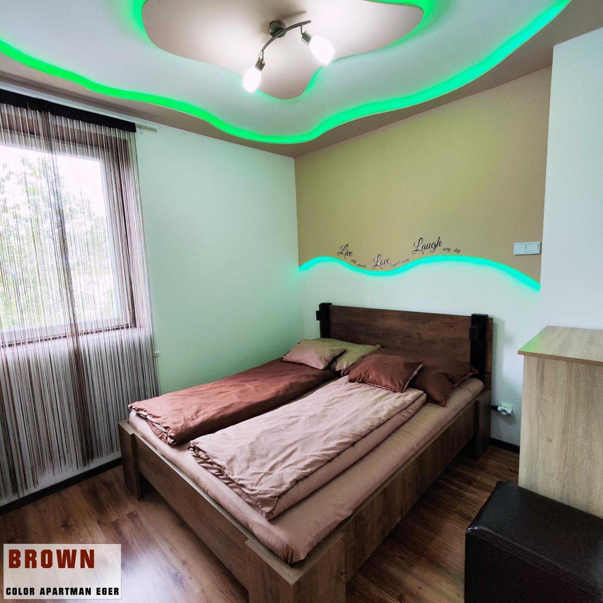 Color Apartmanok Эгер Экстерьер фото